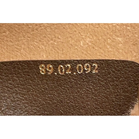 Authentic Gucci Old GG Sherry Line Beige PVC Tote bag - Picture 13 of 16